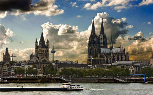 德國科隆奇怪的政客聲明：我們不能犯錯誤啦！