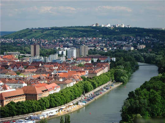 德國新型的充滿現(xiàn)代社會(huì)風(fēng)情的政策通過