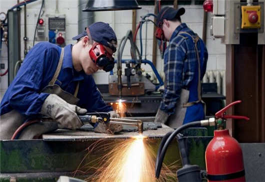 即使國家有了環(huán)境綠色問題，德國鋼鐵業(yè)依舊如初